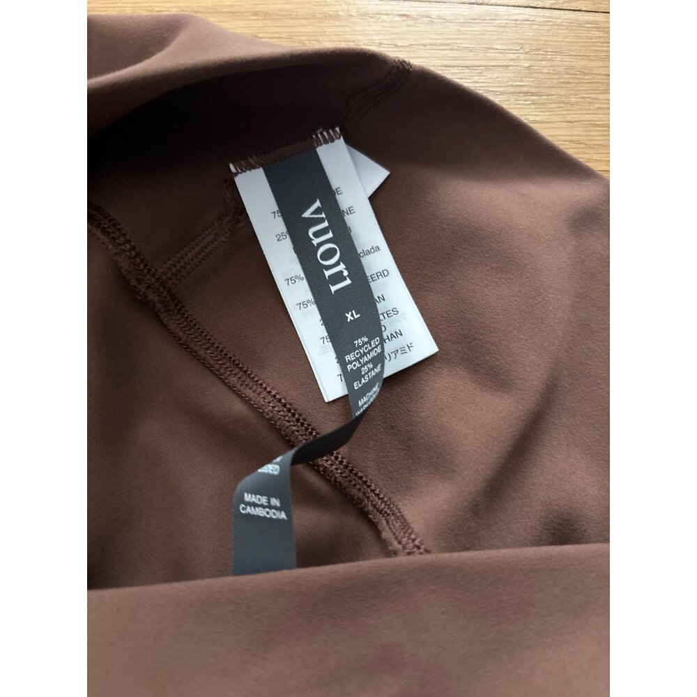 Vuori AllTheFeels Legging, new with tags, Pepper Brown Womens XL Recycled - Picture 5 of 9